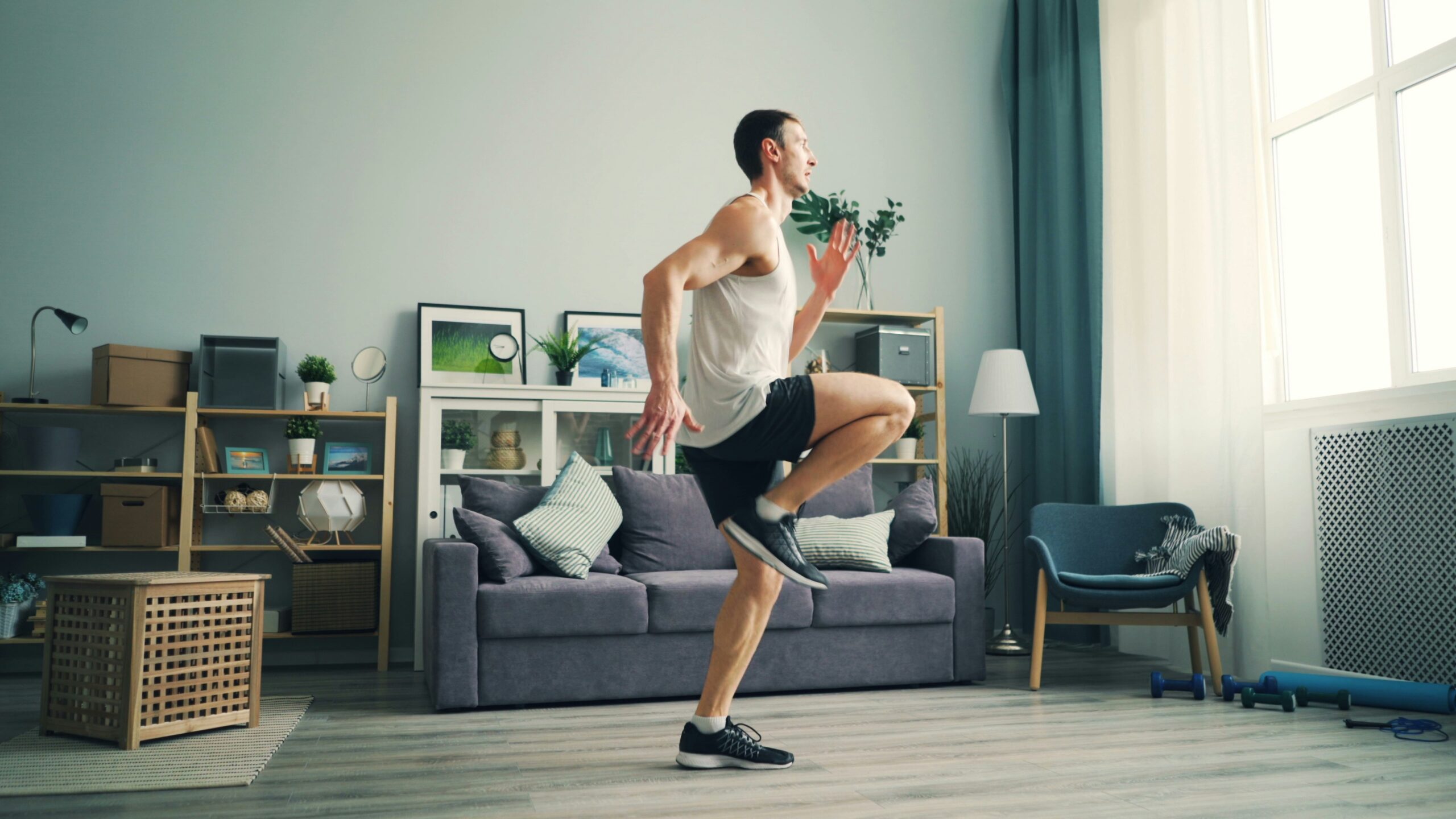 man doing quick workout routine at home