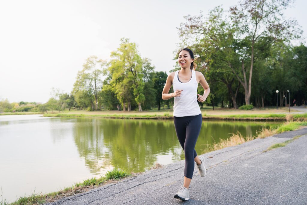 woman jogging, working on zone 2 training